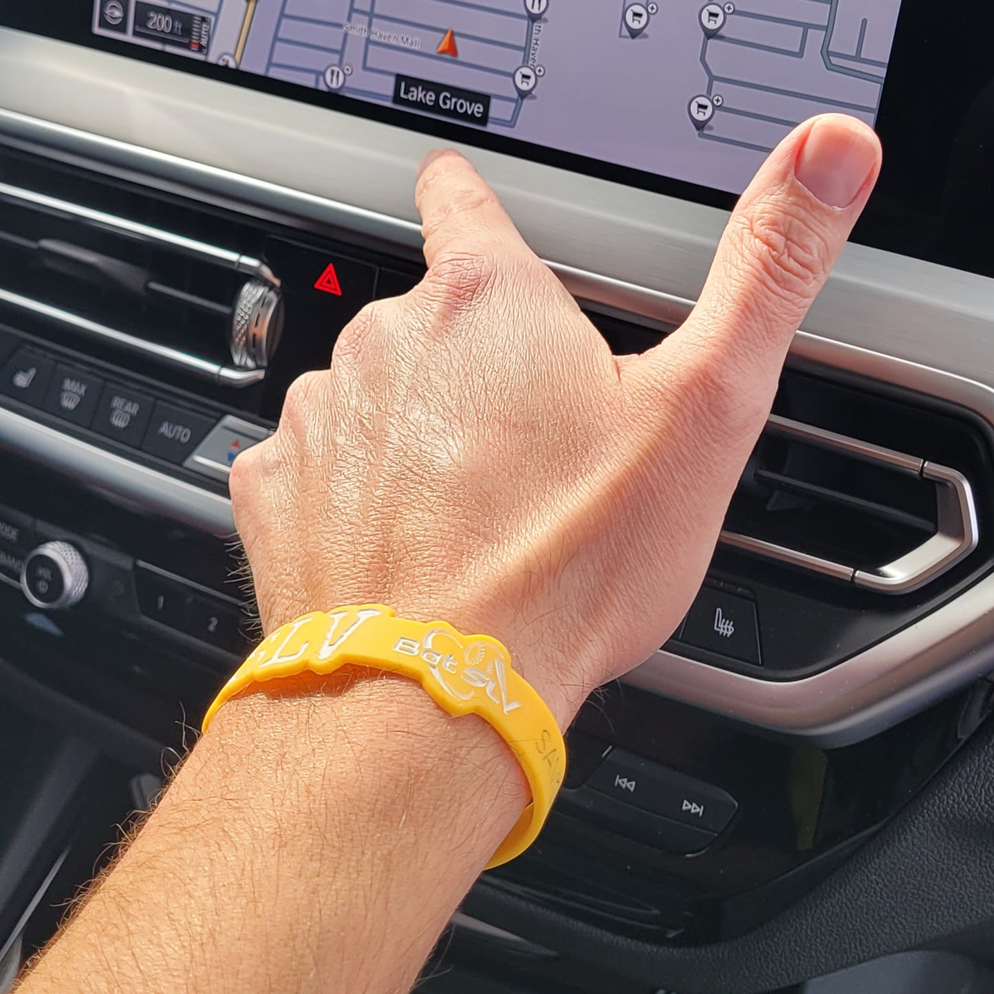 SLV Gold Savor Life's Victories™ Die-Cut Wristband 2025