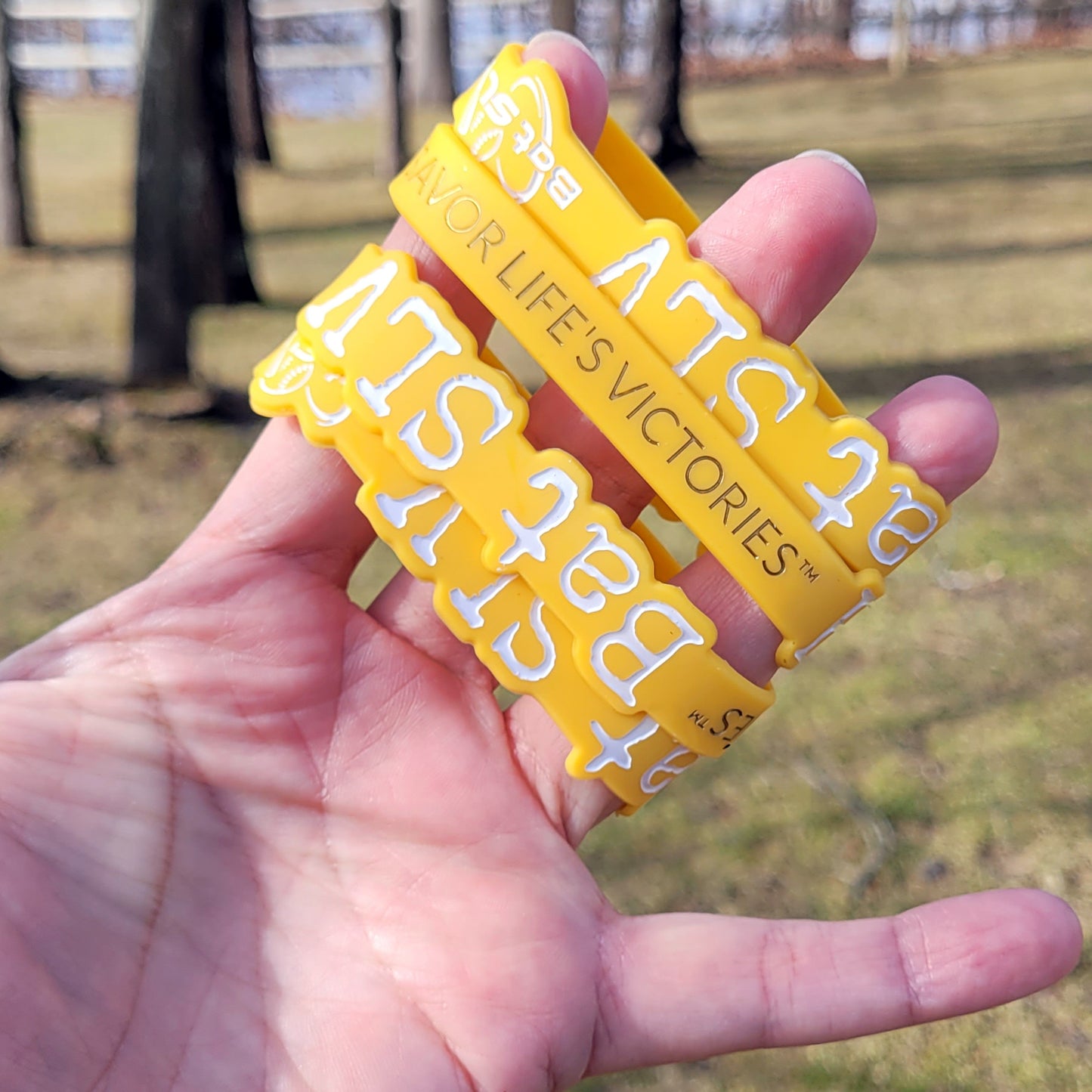 SLV Gold Savor Life's Victories™ Die-Cut Wristband 2025